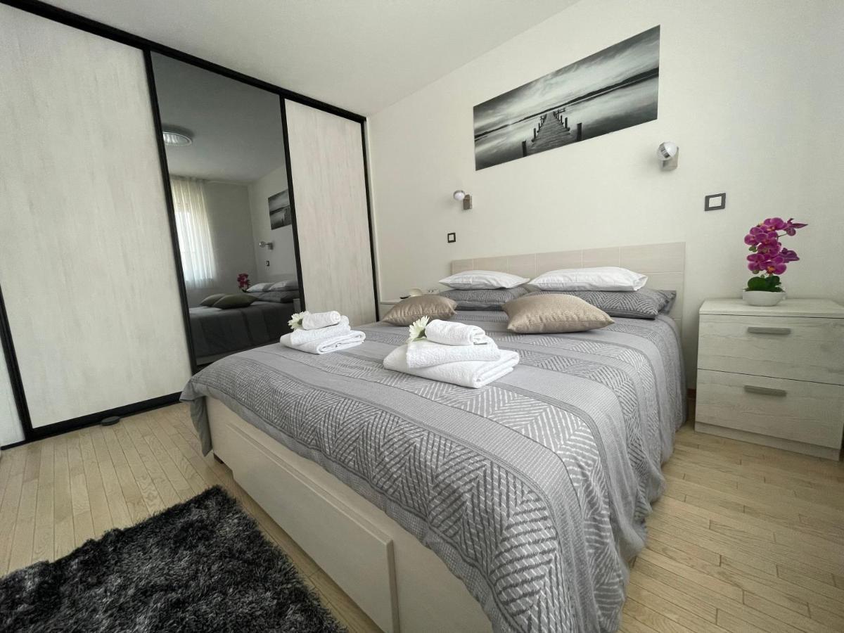 Apartment Vuky Zagabria Esterno foto